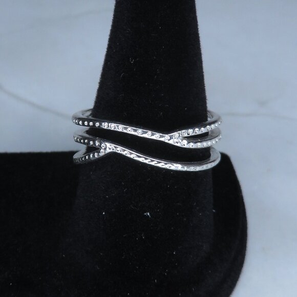 Silver Color 3 Banded Ring - Picture 1 of 9